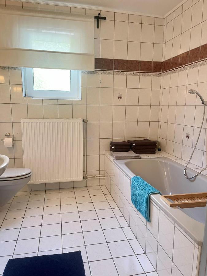 Landhaus Am Wald Mit Garten Mit 1 Schlafnische Und 1 Schlafzimmer Aurich Dış mekan fotoğraf