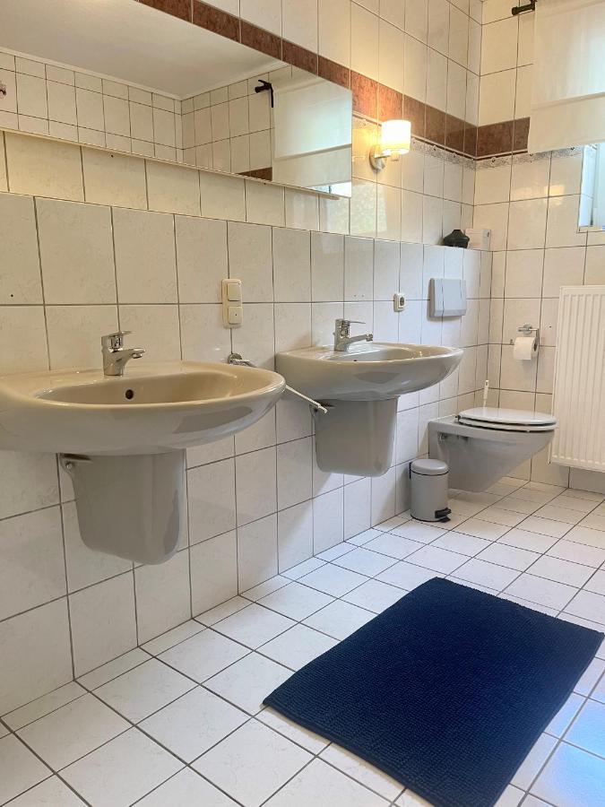 Landhaus Am Wald Mit Garten Mit 1 Schlafnische Und 1 Schlafzimmer Aurich Dış mekan fotoğraf